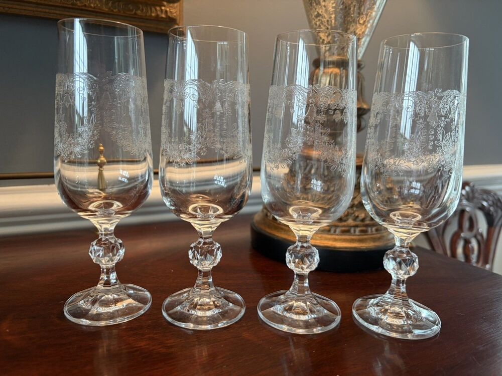 Vintage Bohemia Crystal Champagne Flutes Queen's Lace Set of 4 Mint